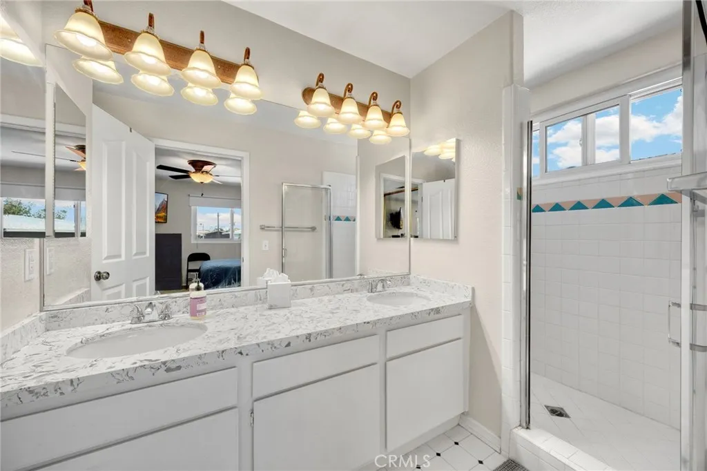 Additional image 64 of 570 W 14th St Unit 4, San Pedro, CA 90731