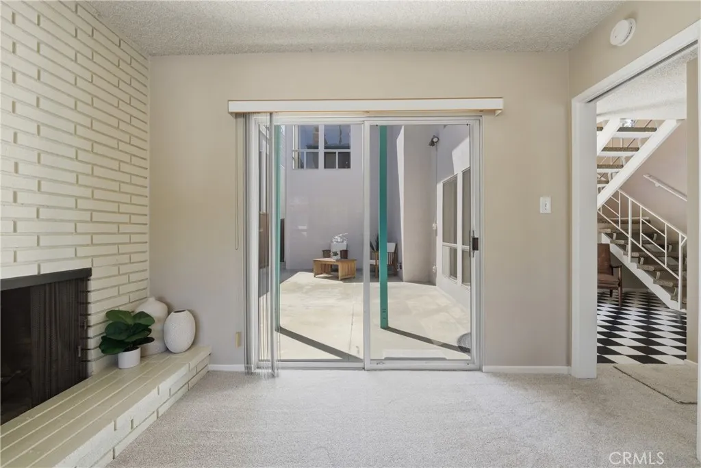 Additional image 30 of 5916 E The Toledo, Long Beach, CA 90803