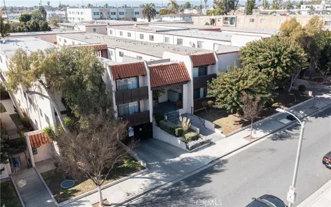 719 N Eucalyptus Avenue Unit 19A, Inglewood, CA MLS: DW25059961