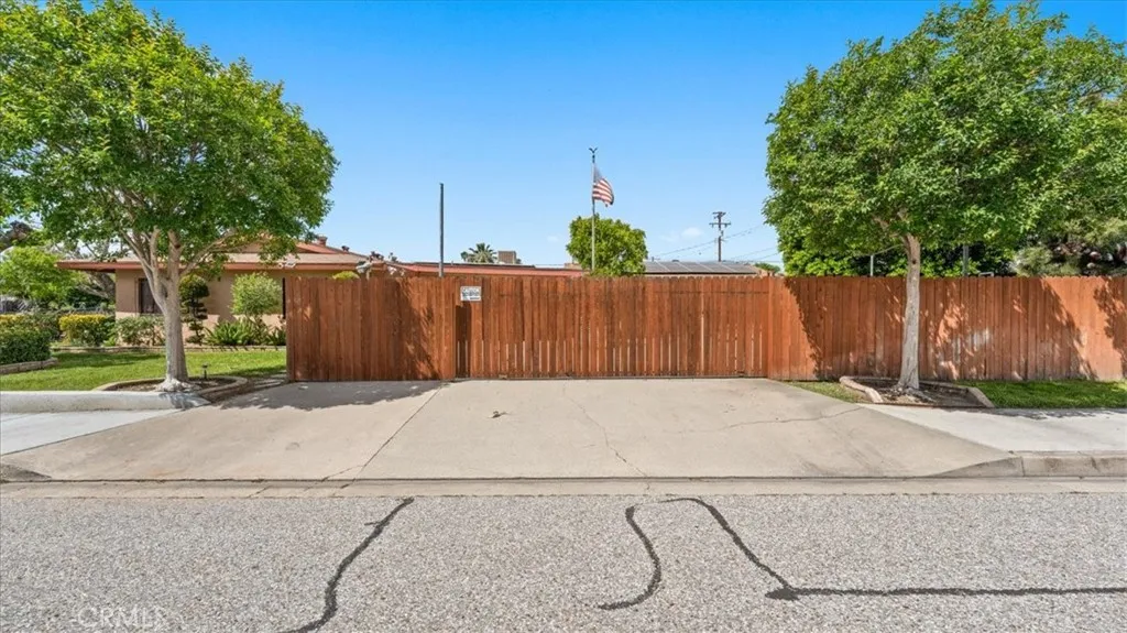 Additional image 70 of 27196 10th Street, Highland, CA 92346