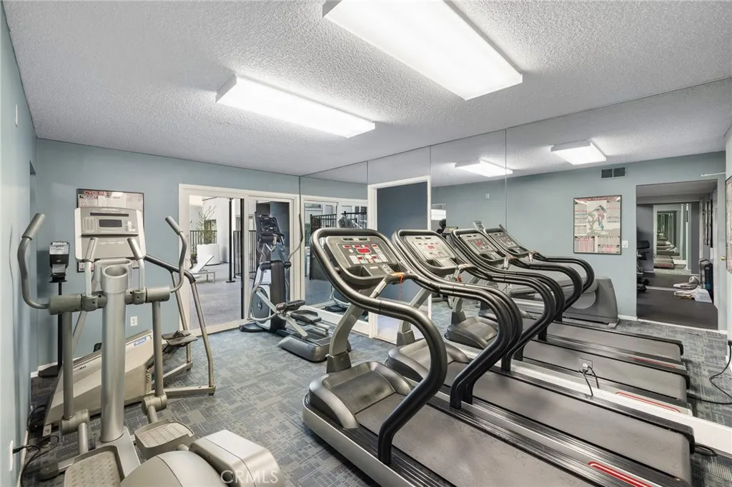 Additional image 83 of 1940 N Highland Avenue Unit 2, Los Angeles, CA 90068
