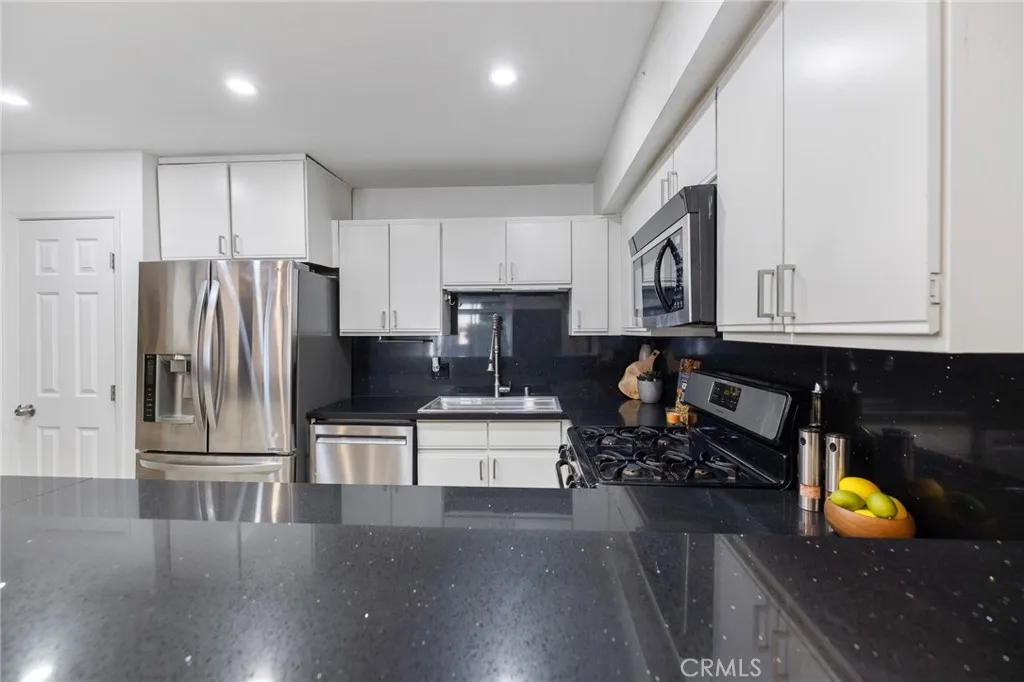 Additional image 56 of 1940 N Highland Avenue Unit 2, Los Angeles, CA 90068
