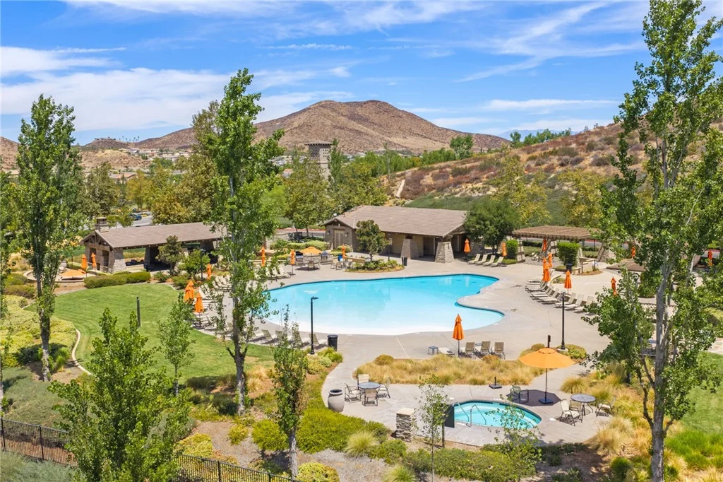 35124 Sorrel Ln, Lake Elsinore, CA 92532