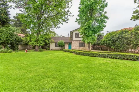 610 Woodward Boulevard, Pasadena, CA MLS: WS25087898
