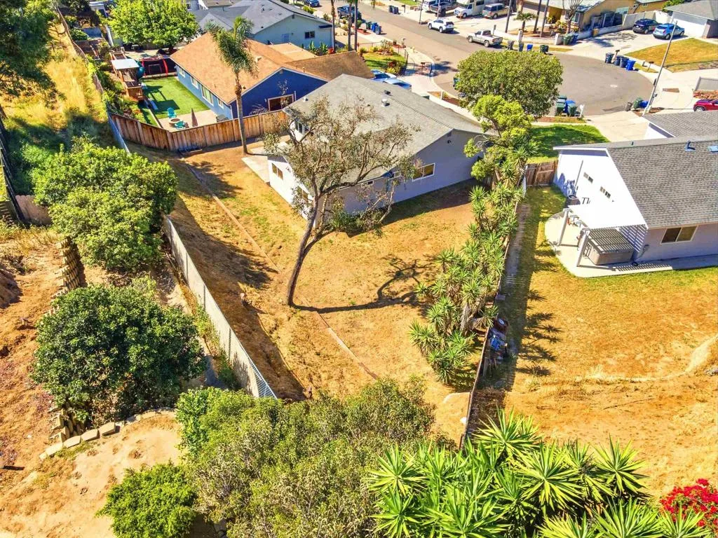 Additional image 90 of 1835 Debra Lane, Vista, CA 92084