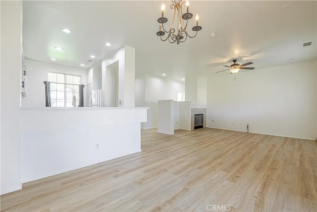 Additional image 9 of 45858 Coventry Court, Lancaster, CA 93534