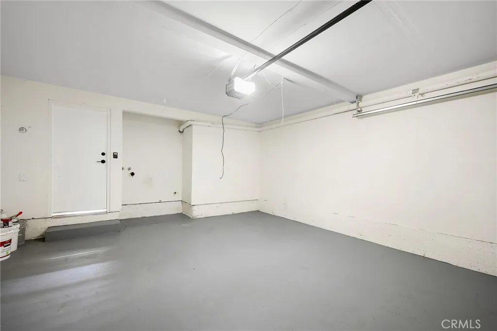 Additional image 25 of 8601 Sunland Boulevard Unit 5, Sun Valley, CA 91352