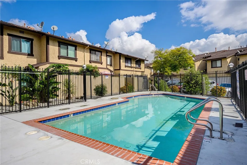 Additional image 57 of 8601 Sunland Boulevard Unit 5, Sun Valley, CA 91352