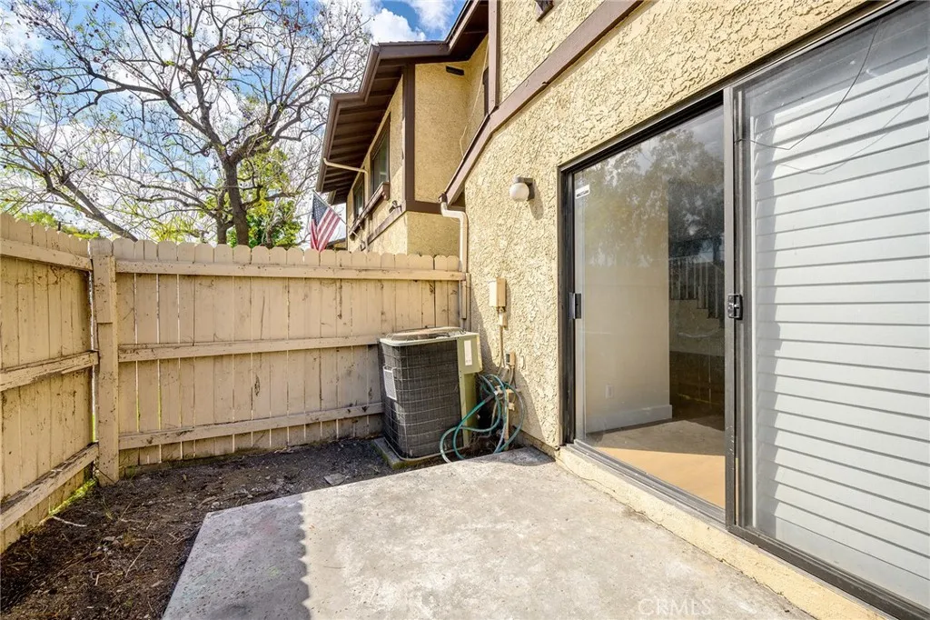 Additional image 39 of 8601 Sunland Boulevard Unit 5, Sun Valley, CA 91352