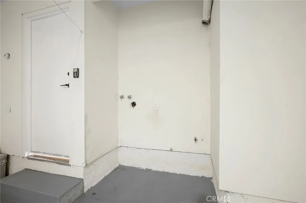 Additional image 26 of 8601 Sunland Boulevard Unit 5, Sun Valley, CA 91352