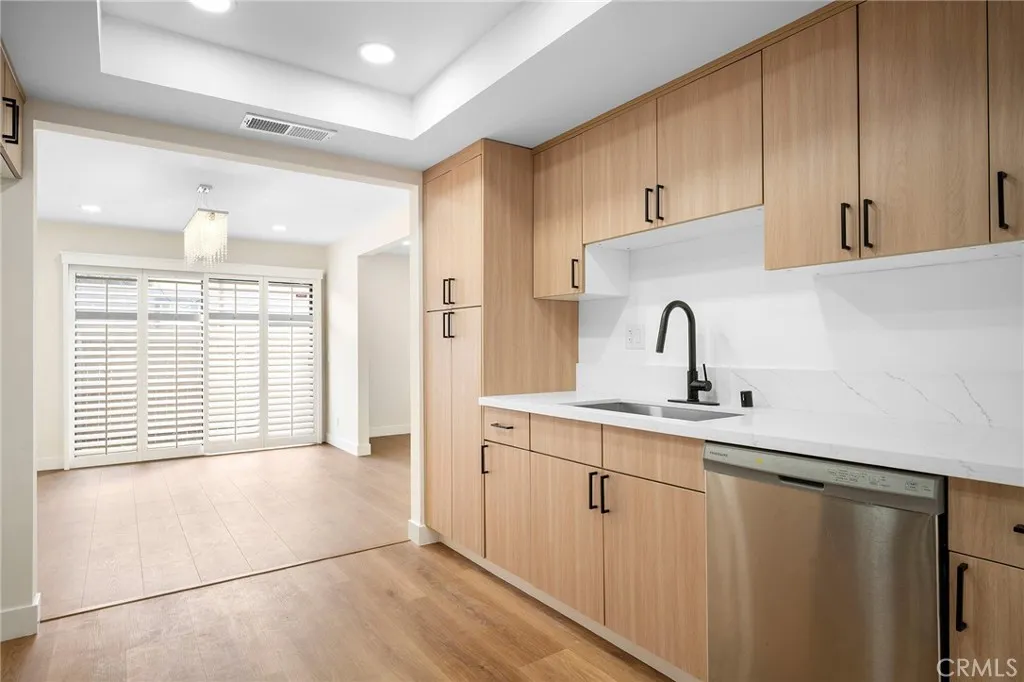 Additional image 43 of 8601 Sunland Boulevard Unit 5, Sun Valley, CA 91352