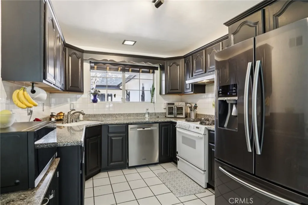 Additional image 29 of 17160 Signature Drive, Granada Hills, CA 91344