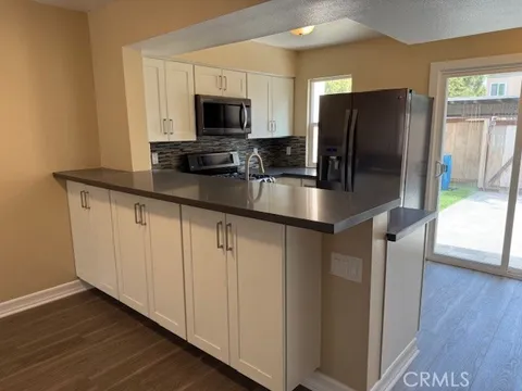 101 W Riverdale Avenue Unit 26, Orange, CA 92865 - MLS#: PW25000401