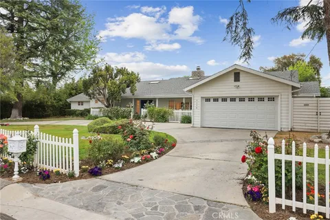 5456 Wilbur Avenue, Tarzana, CA MLS: SR25099004