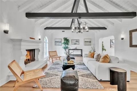 932 S Cloverdale Avenue, Los Angeles, CA MLS: IV25108332