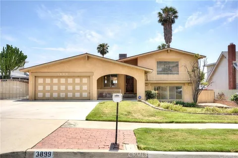 3899 28th Street, Highland, CA MLS: IG25096787