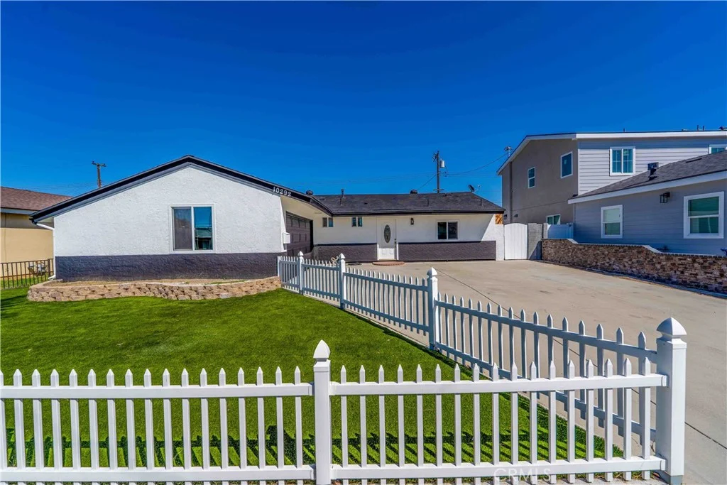 10292 Ethel St, Cypress, CA 90630 photo 3