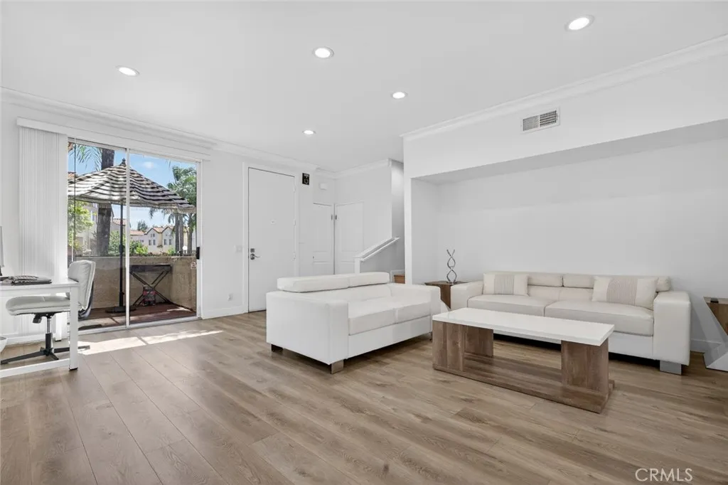 Additional image 7 of 13901 Olive View Lane Unit 14, Sylmar, CA 91342