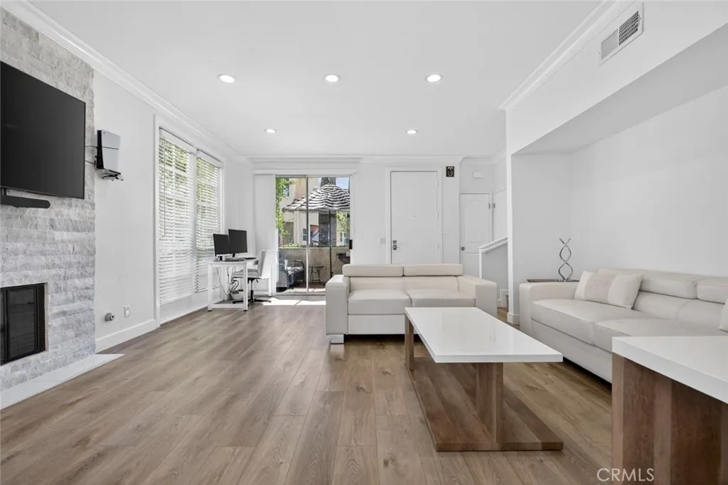 Additional image 8 of 13901 Olive View Lane Unit 14, Sylmar, CA 91342