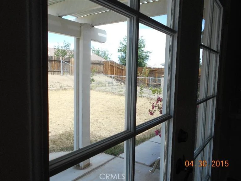 9058 Harvard Avenue, Hesperia, CA 92344