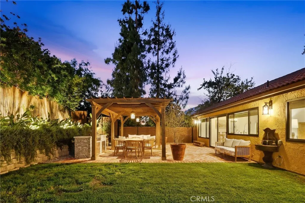 Additional image 42 of 22616 Town Crier Rd, Calabasas, CA 91302