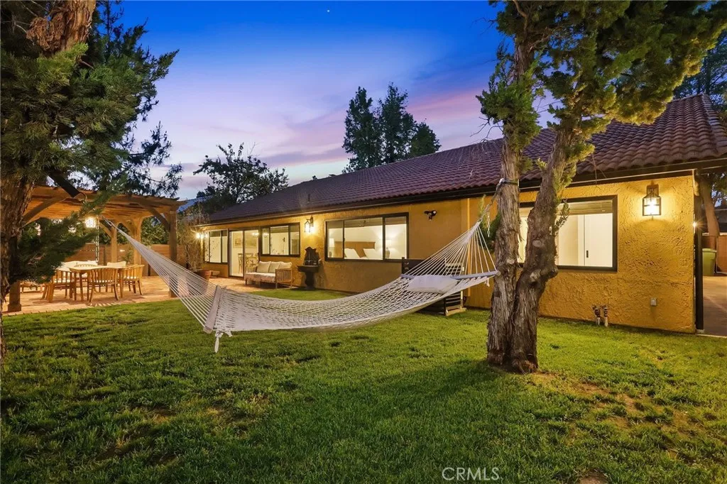 Additional image 41 of 22616 Town Crier Rd, Calabasas, CA 91302