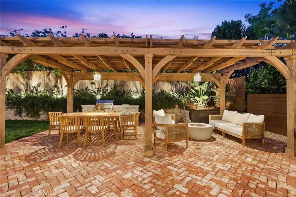 Additional image 40 of 22616 Town Crier Rd, Calabasas, CA 91302