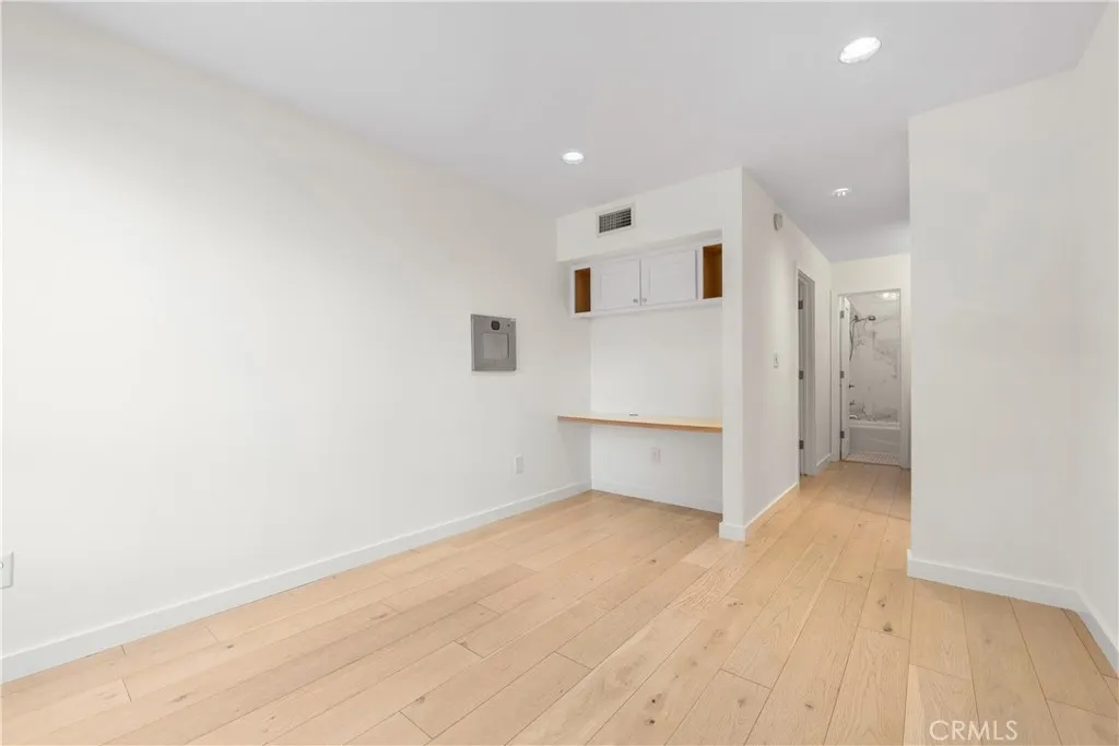 Additional image 7 of 5257 Radford Ave Unit 101, Valley Village, CA 91607
