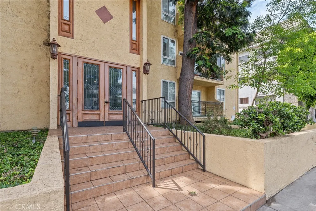 Additional image 40 of 5257 Radford Ave Unit 101, Valley Village, CA 91607