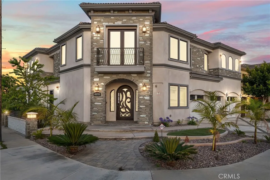 10252 Avenida Cinco De Mayo