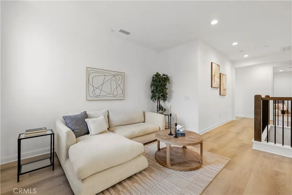 Additional image 87 of 20657 Walnut Circle, Porter Ranch, CA 91326