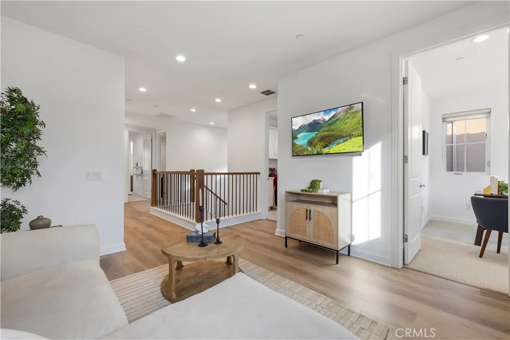 Additional image 88 of 20657 Walnut Circle, Porter Ranch, CA 91326