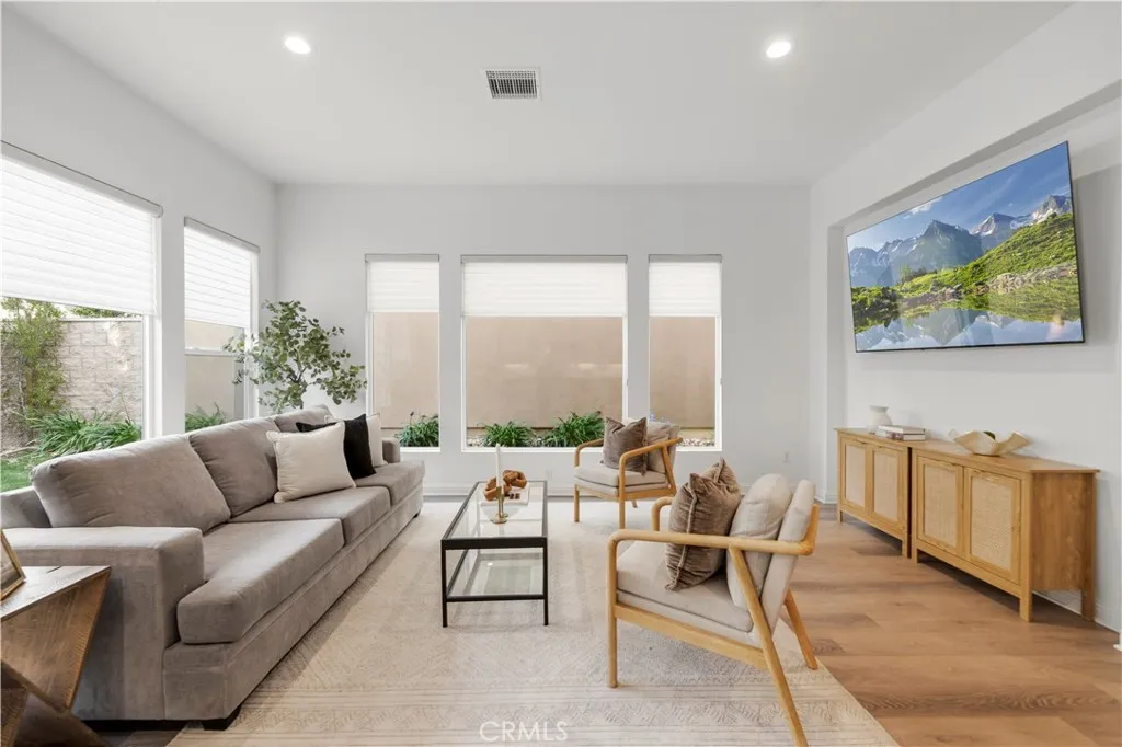 Additional image 70 of 20657 Walnut Circle, Porter Ranch, CA 91326