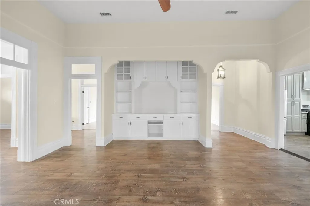 Additional image 9 of 1598 W 36th Place, Los Angeles, CA 90018