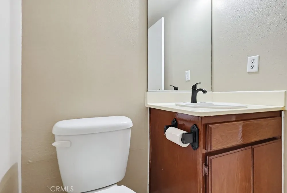 Additional image 106 of 19018 Sherman Way Unit 110, Reseda, CA 91335