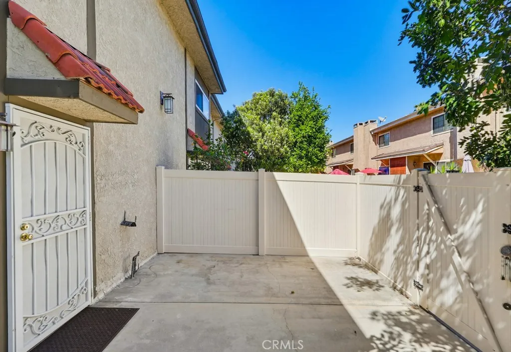 Additional image 8 of 19018 Sherman Way Unit 110, Reseda, CA 91335