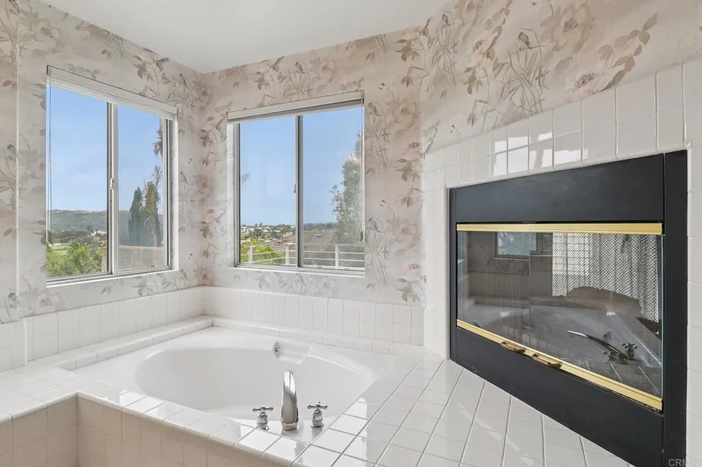 Additional image 72 of 2821 Avenida Valera, Carlsbad, CA 92009