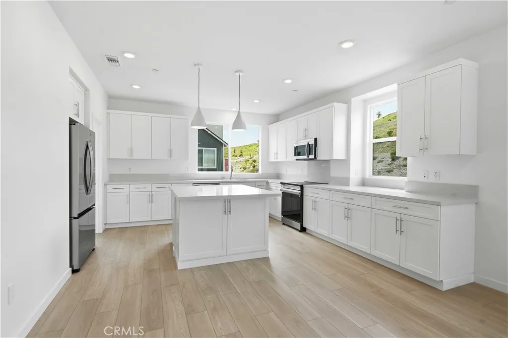 Additional image 14 of 27305 Bear Creek Lane, Valencia, CA 91381