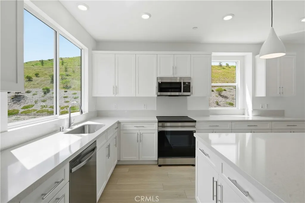 Additional image 17 of 27305 Bear Creek Lane, Valencia, CA 91381