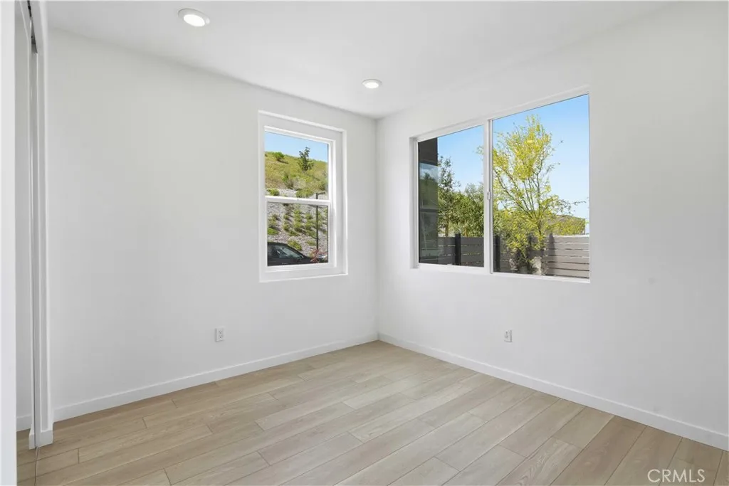 Additional image 5 of 27305 Bear Creek Lane, Valencia, CA 91381