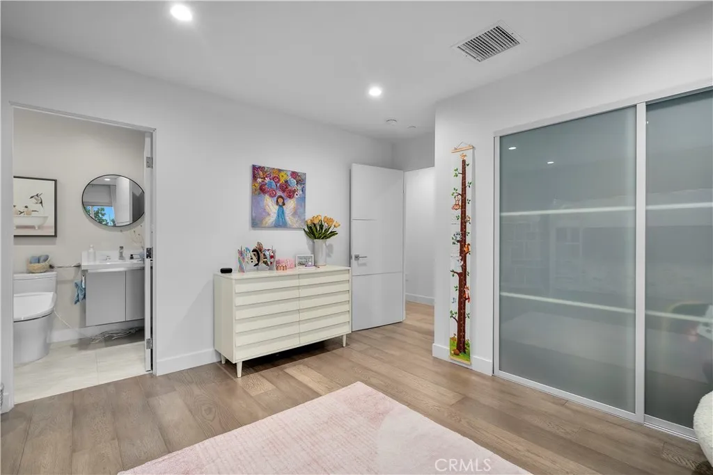 Additional image 65 of 14157 Tiara Street, Sherman Oaks, CA 91401