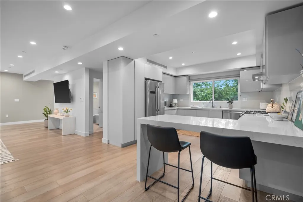 Additional image 56 of 14157 Tiara Street, Sherman Oaks, CA 91401