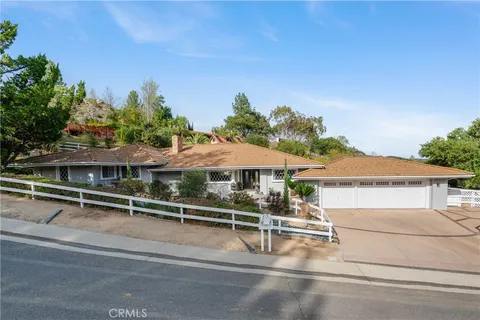 95 Buckskin Road, Bell Canyon, CA MLS: SR25065603