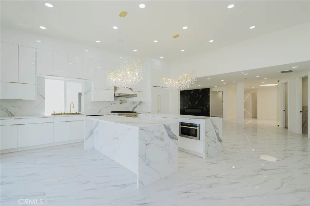 Additional image 13 of 9010 Dempsey Avenue, North Hills, CA 91343