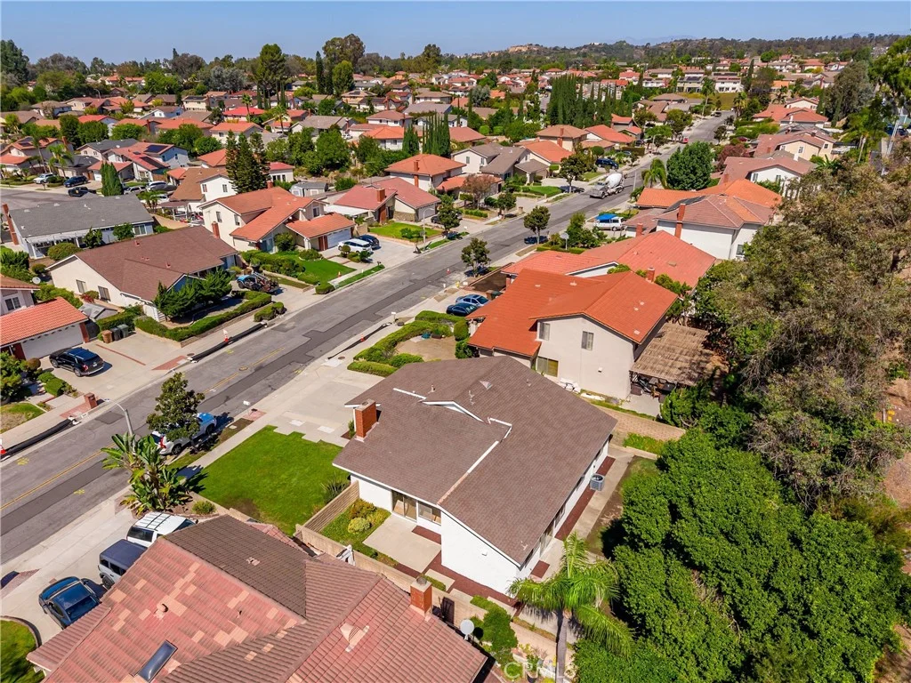 1212 Candlewood Dr, Fullerton, CA 92833