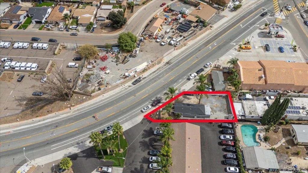 9742 Los Coches Rd, Lakeside, CA 92040