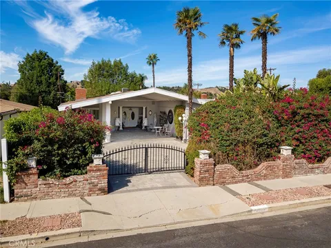 4747 Don Pio Drive, Woodland Hills, CA 91364 - MLS#: SR24244433