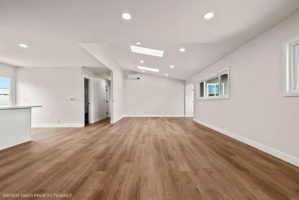 Additional image 4 of 5372 Barstow Street, San Diego, CA 92117