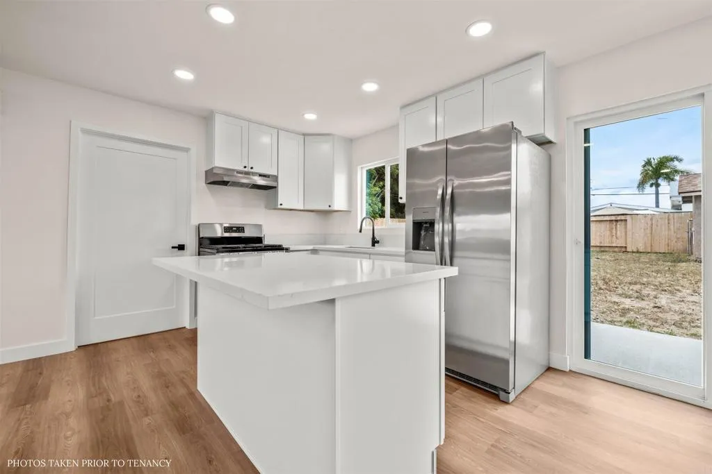 Additional image 8 of 5372 Barstow Street, San Diego, CA 92117
