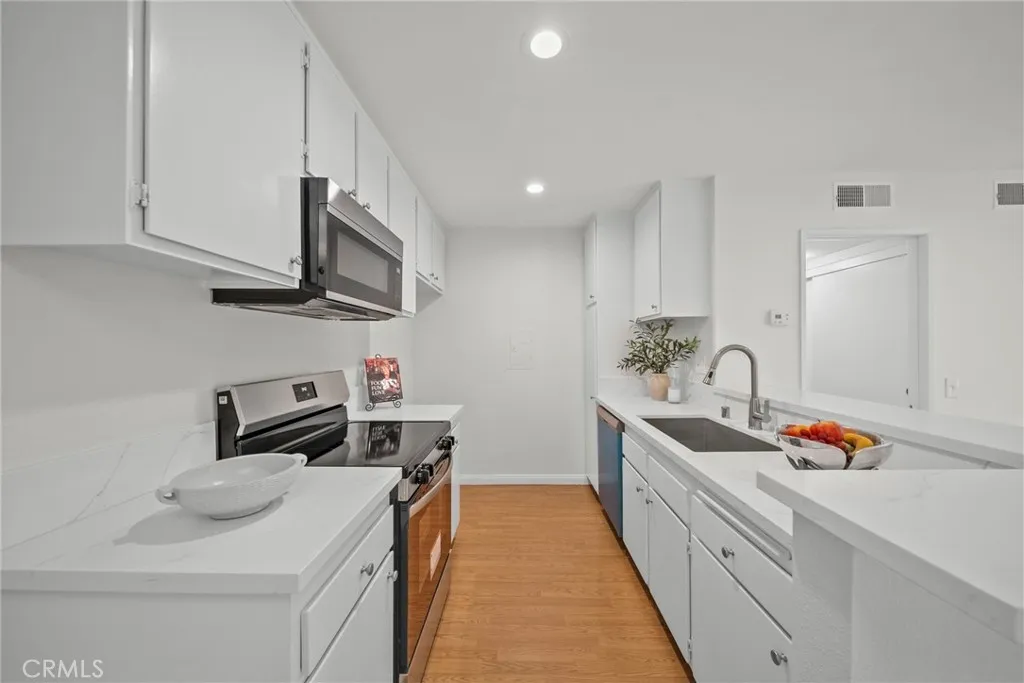 Additional image 37 of 23515 Lyons Ave Unit 253, Valencia, CA 91355